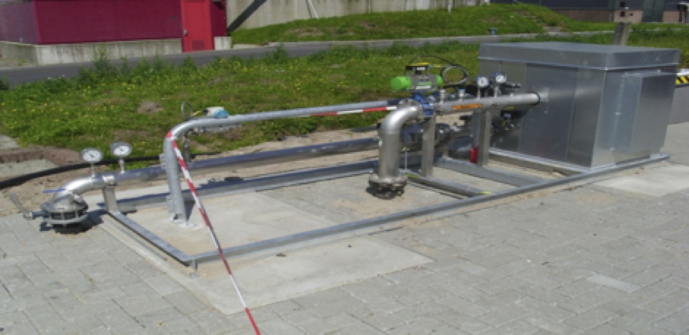 Picture 2 – Coupling of the  gas holders