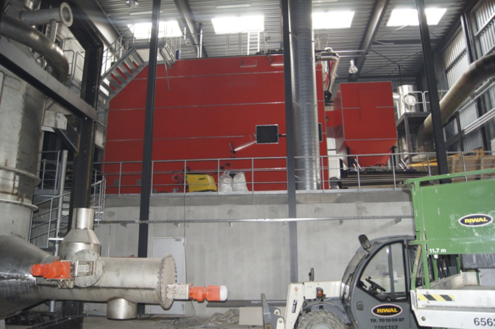 Picture 2 - Large-scale  biomass boiler