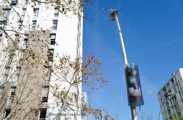 lamppost barcelona